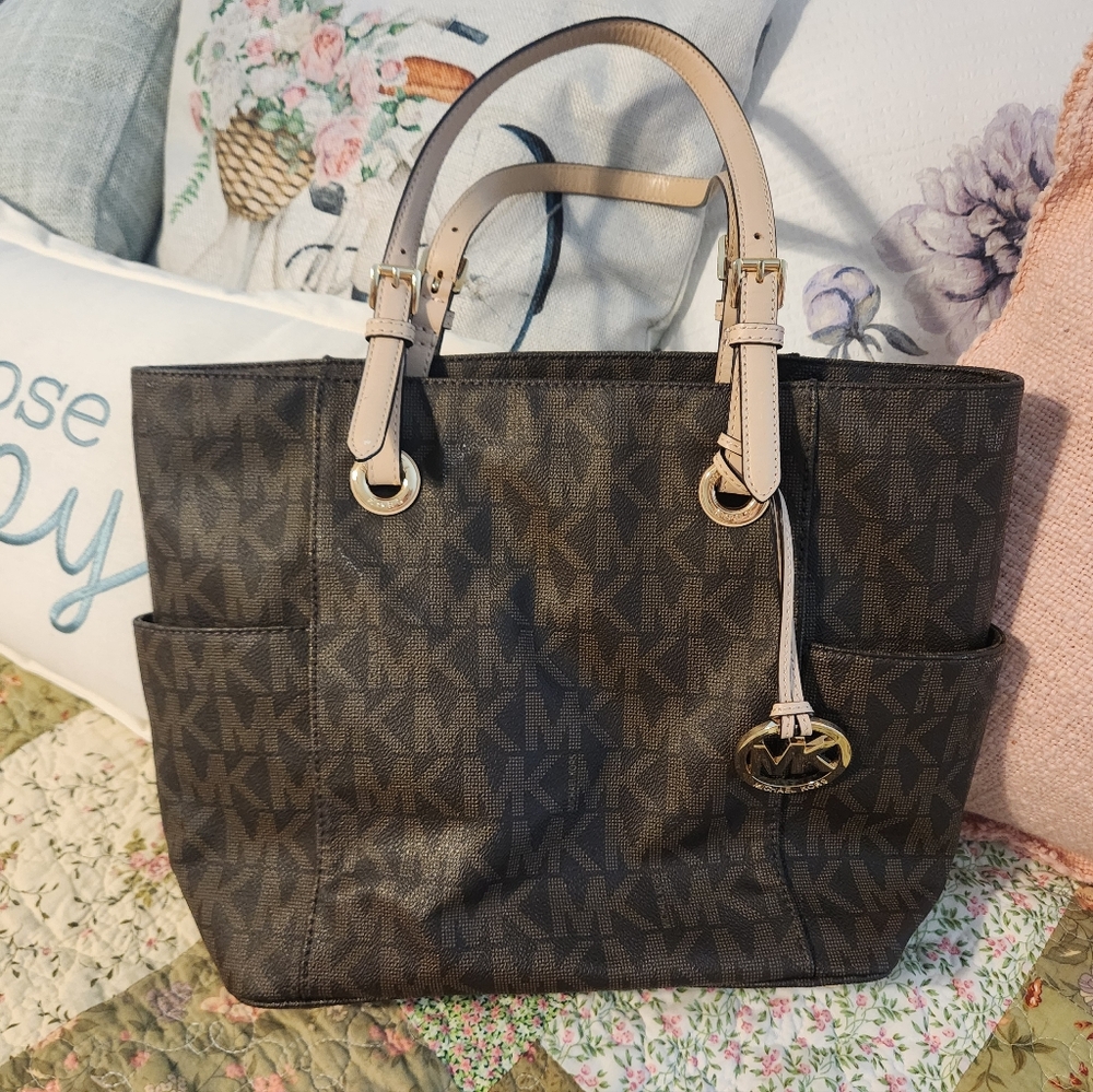 Michael Kors Shoulder Bag